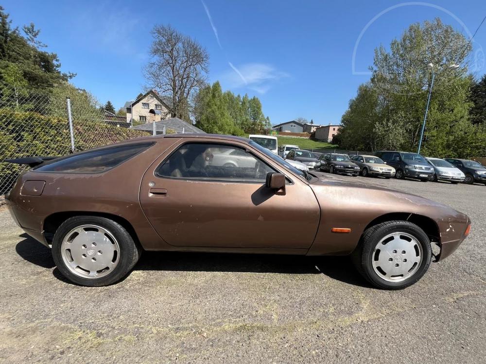 Porsche 928 4,4 V8 unikt