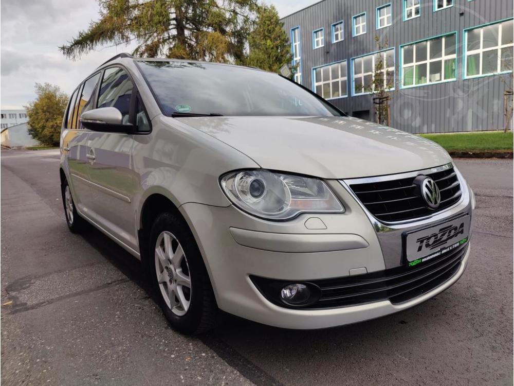 Volkswagen Touran 1,4 TSI /103kW/ servis.kn./