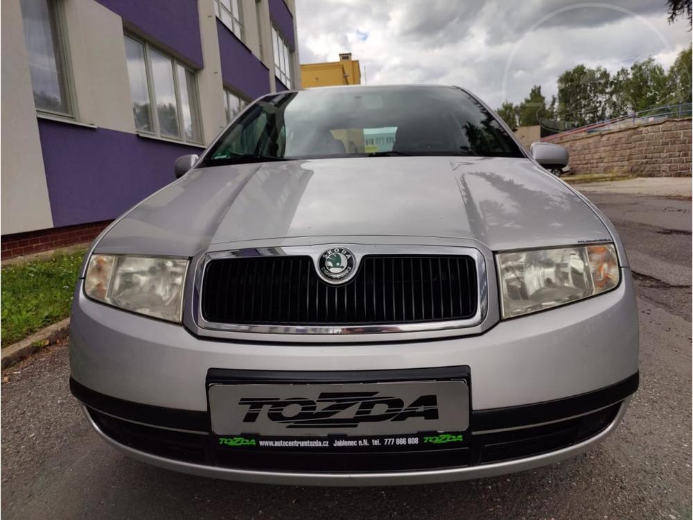 koda Fabia 1,4i 16V Elegance + pneu