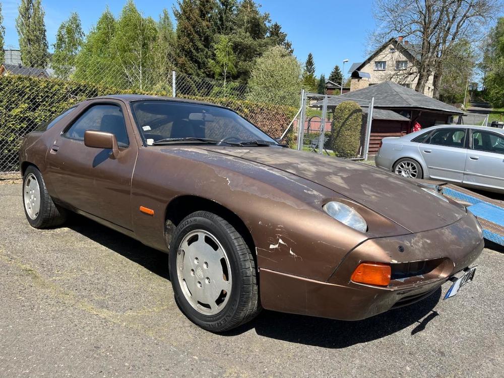 Porsche 928 4,4 V8 unikt