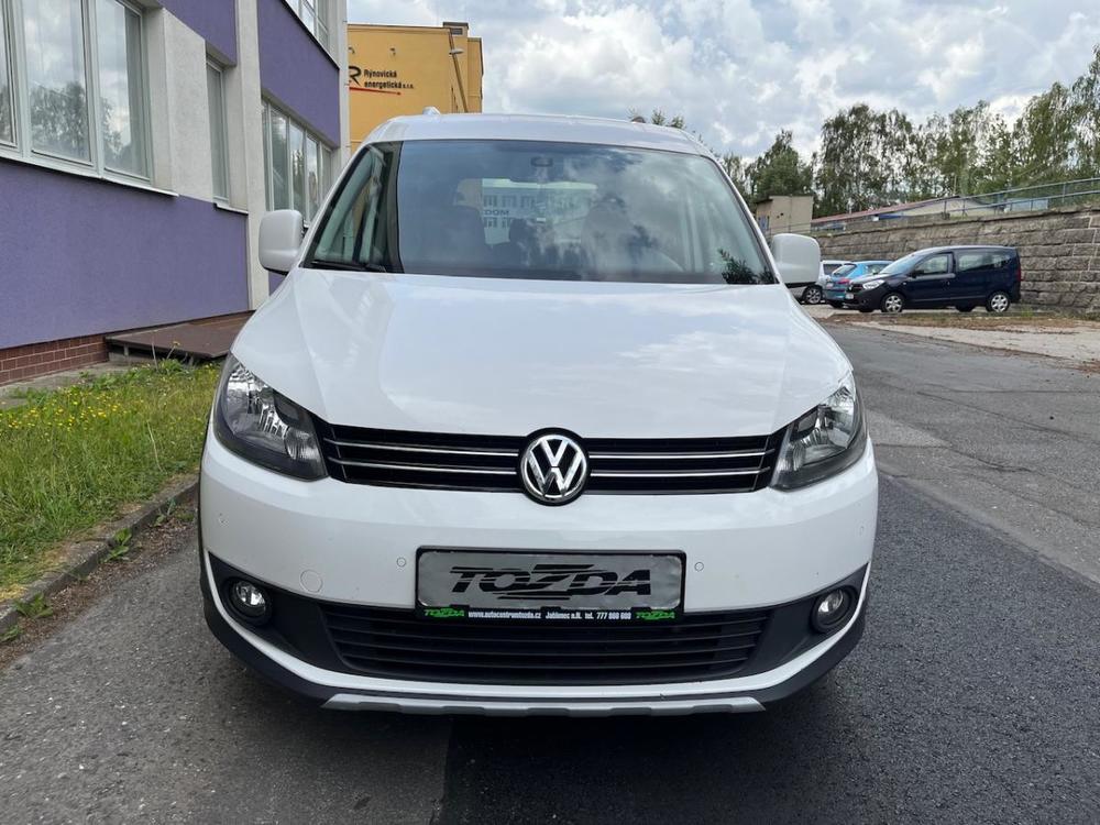 Volkswagen Caddy Cross 1,6 TDI / DSG / servis.k