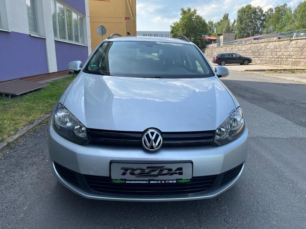 Volkswagen Golf 1,6 TDI Variant / servis.kn. /