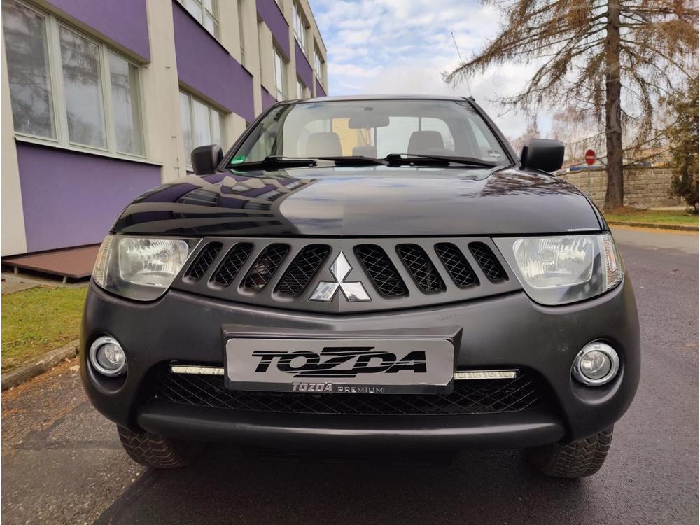 Mitsubishi L200 2,5 DI-D 4WD long / servis.km.