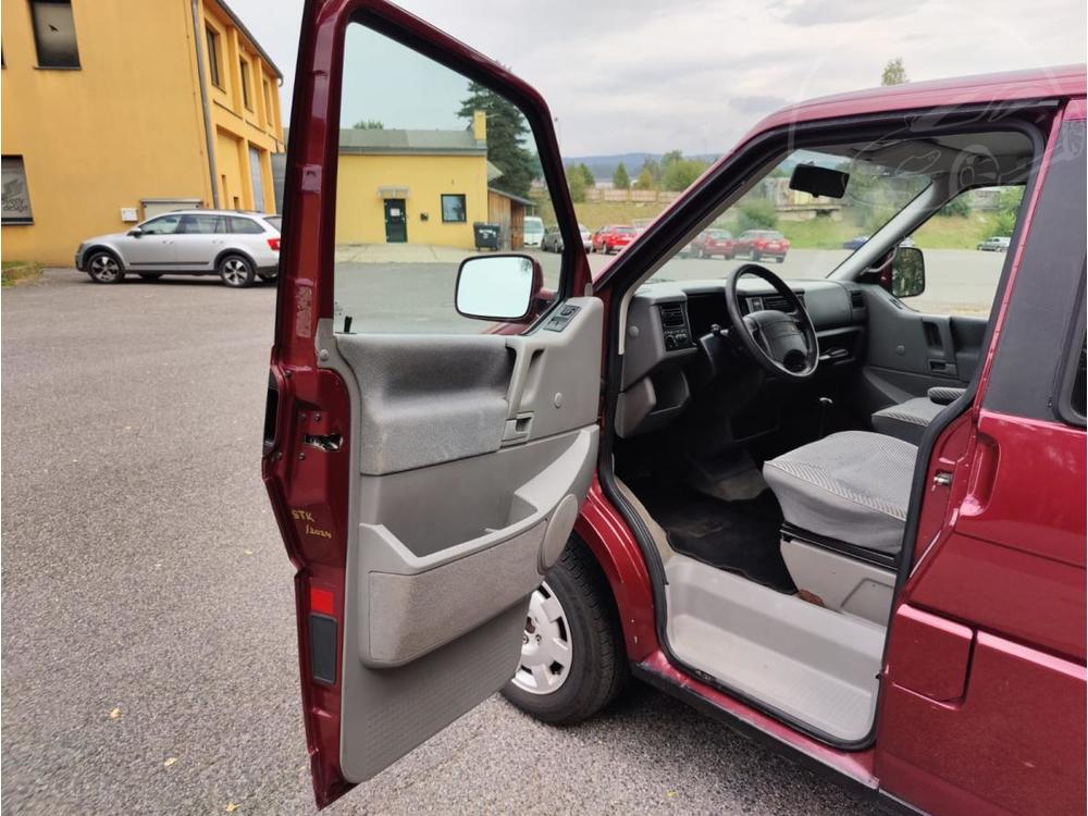 Volkswagen Multivan 2,5 TDI / 75 kW /