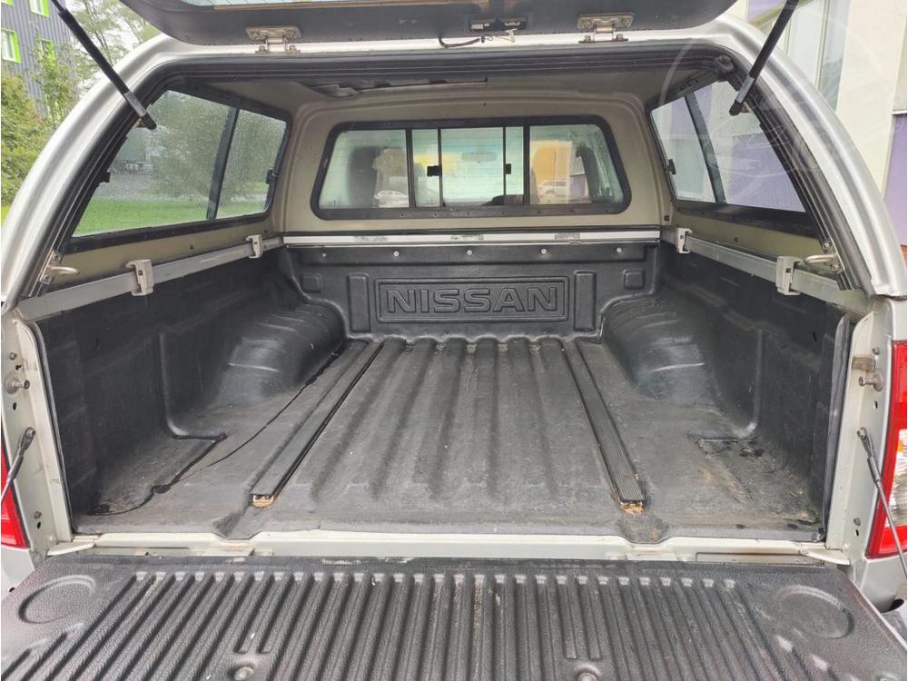 Nissan Navara 2,5 DCi / automat /