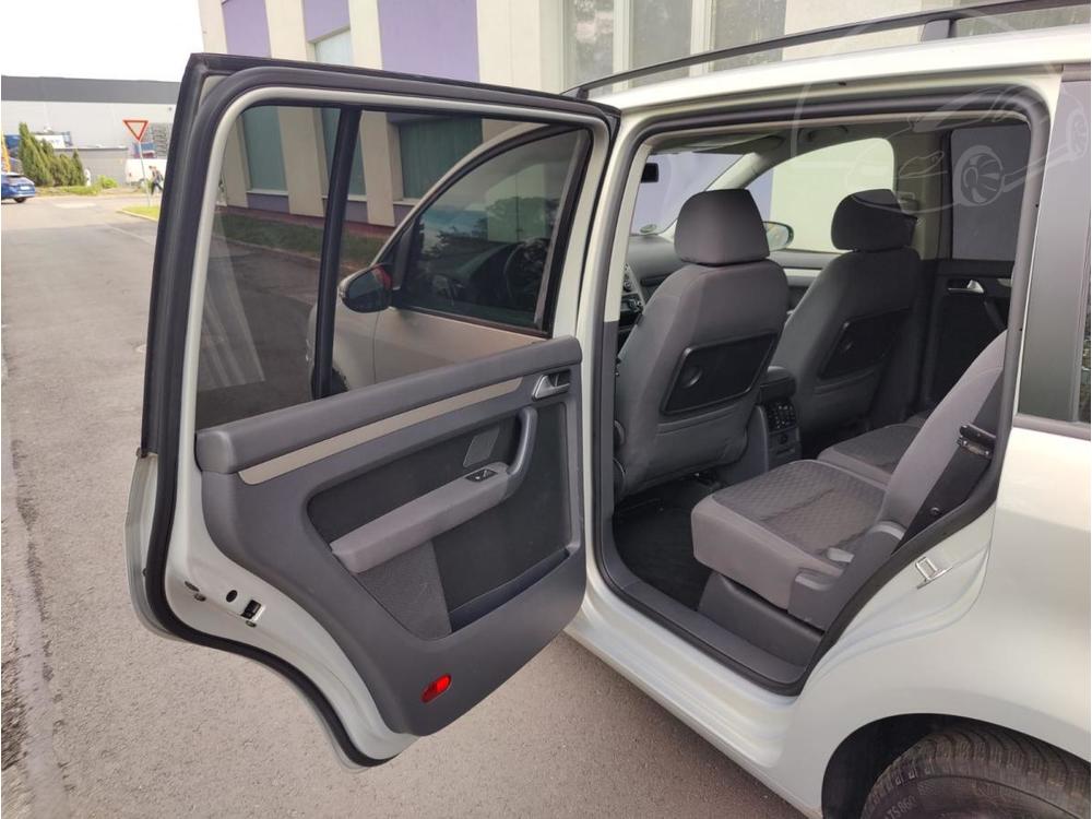 Volkswagen Touran 1,4 TSI /103kW/ servis.kn./