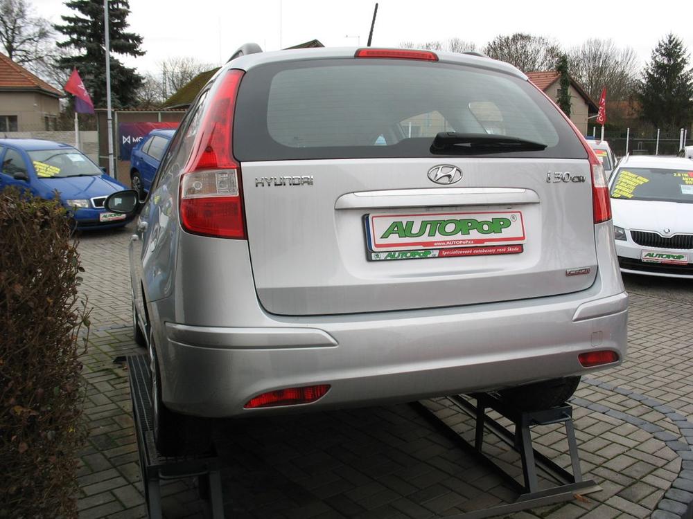 Hyundai i30 CW 1,6 CRDi-66 kW