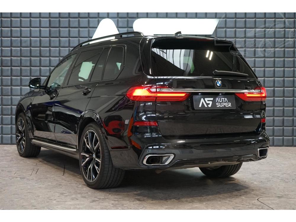 BMW X7 40i M Nez.Top Night-V. Zruka