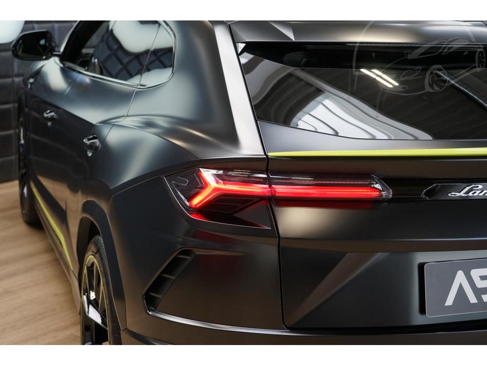 Lamborghini  Graphite-Capsule Pano Carbon