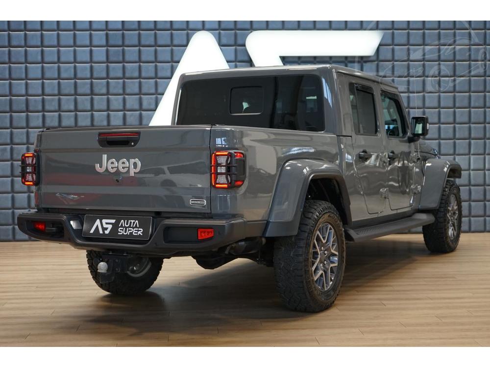 Jeep  3.0 CRD V6 4X4 Tan Zruka