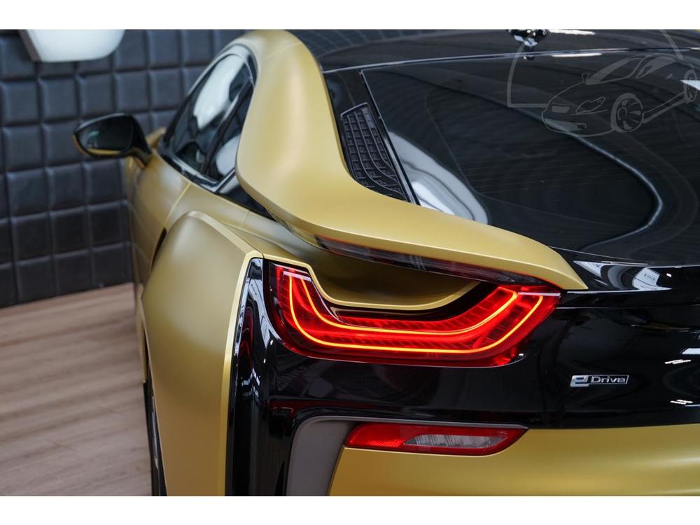 BMW i8 Protonic Frozen Yellow Laser