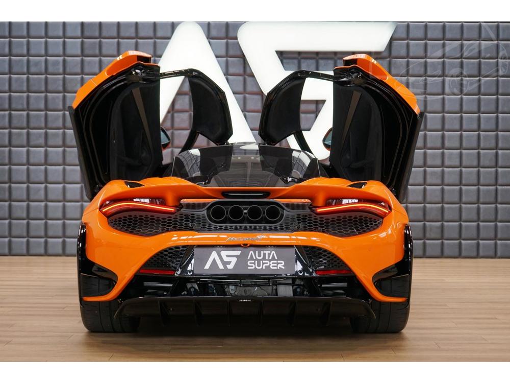 McLaren 765LT Clubsport B&W Senna Seat LIFT