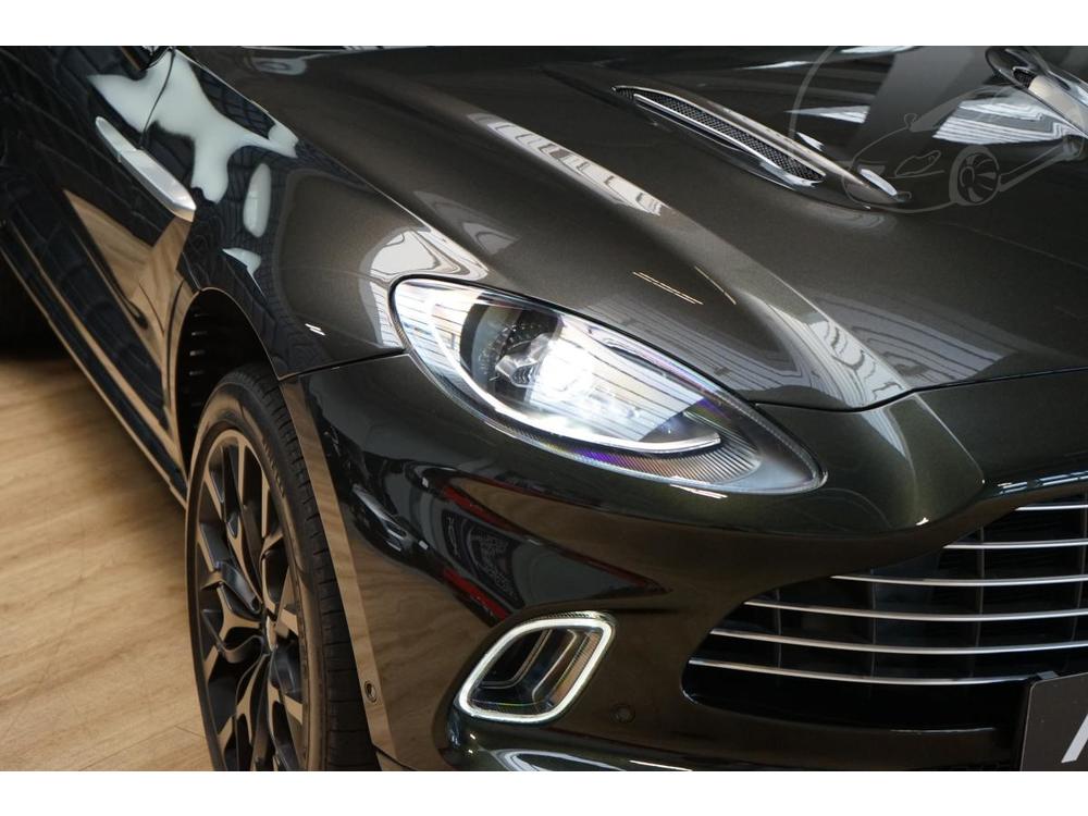 Aston Martin  DBX 405kW Pano BlackPack 22