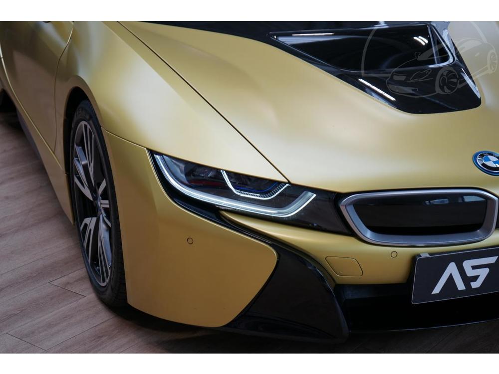 BMW i8 Protonic Frozen Yellow Laser