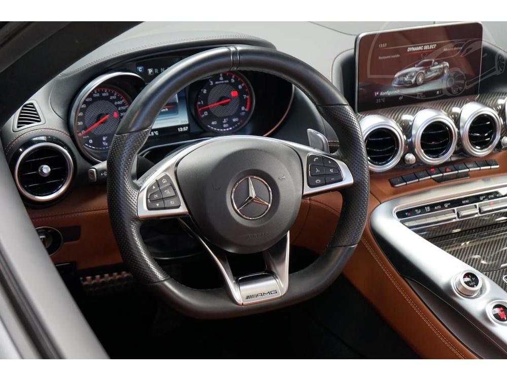 Mercedes-Benz  C Roadster Magno Designo