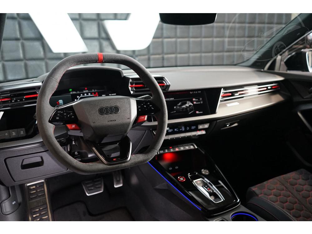 Audi RS3 Facelift Matrix RS-Seats Sonos