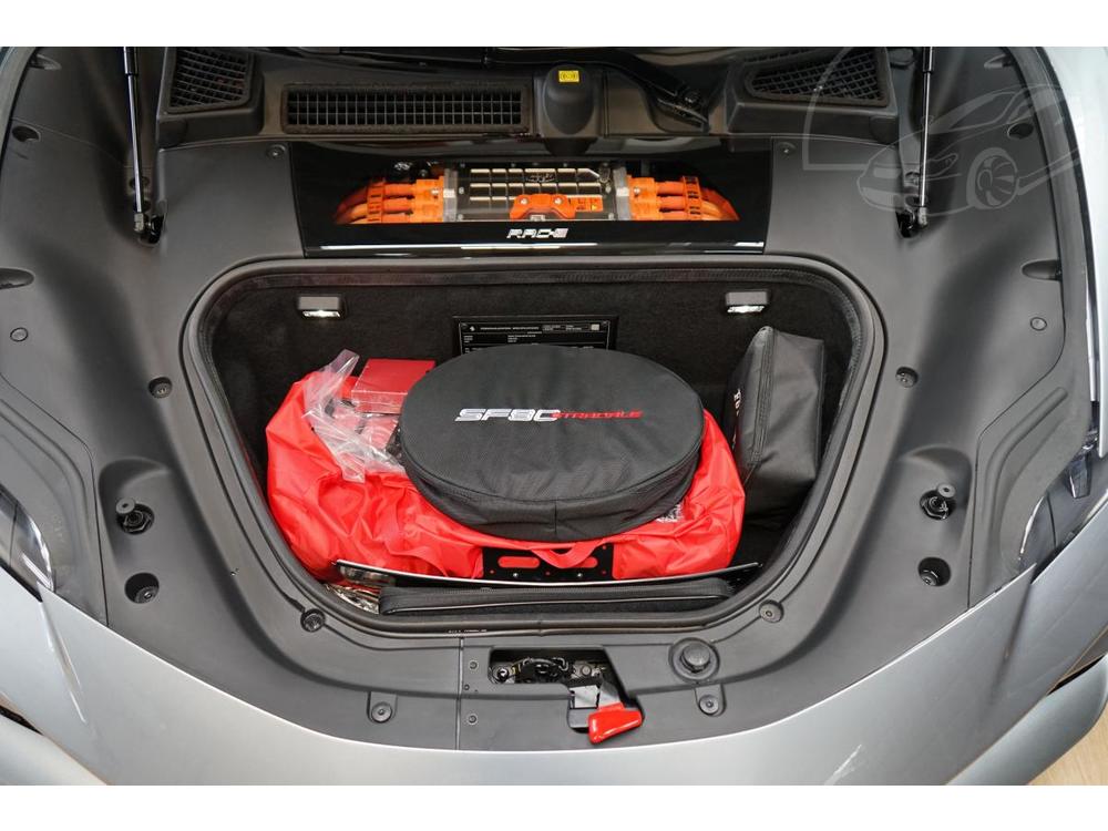 Ferrari  Stradale Carbon ADAS JBL LIFT