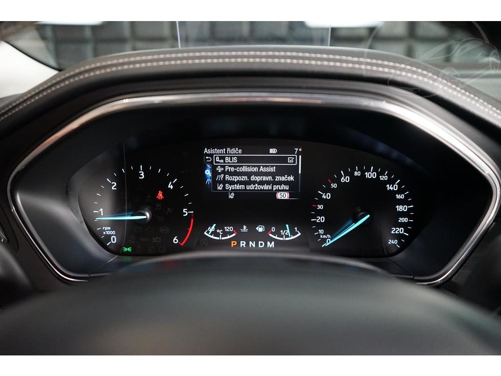 Ford Focus Vignale 110kW 8AT B&O Pano HUD