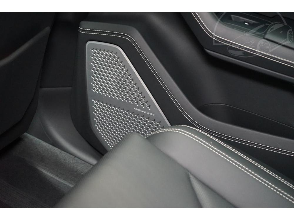 Lamborghini  Carbon B&O ADAS Nez.Top Q-Cit.