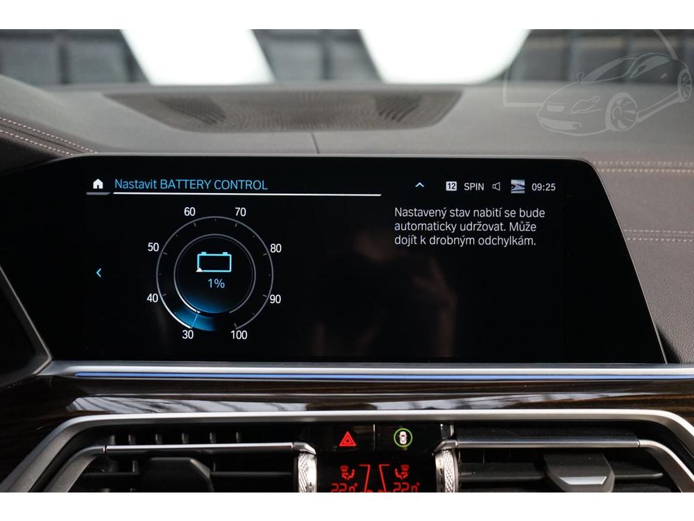 BMW X5 45e M Merino Laser Vzduch HUD