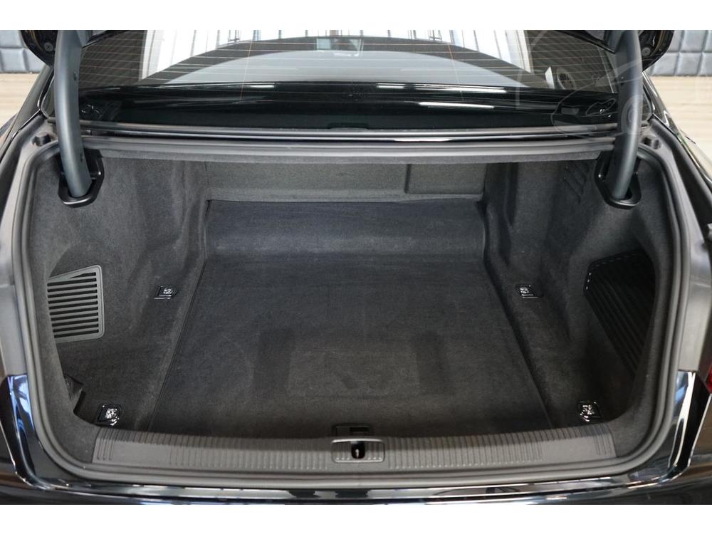 Audi A8 L 60 TDI V8 32kW B&O TV 4-Seat