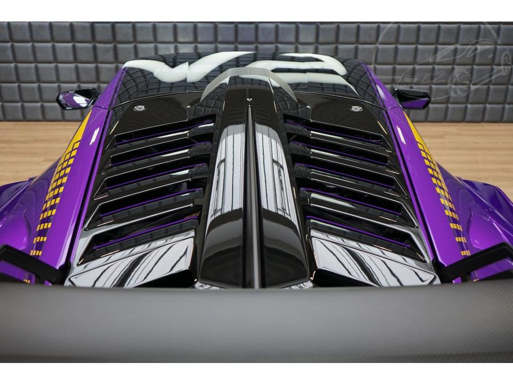 Lamborghini  STO Ad-Personam LIFT 5L-Zruka