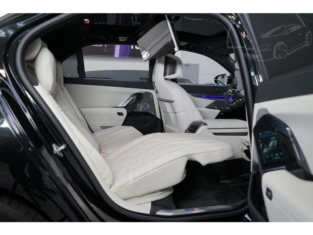 BMW 7 M760e Lusso Theatre Executive