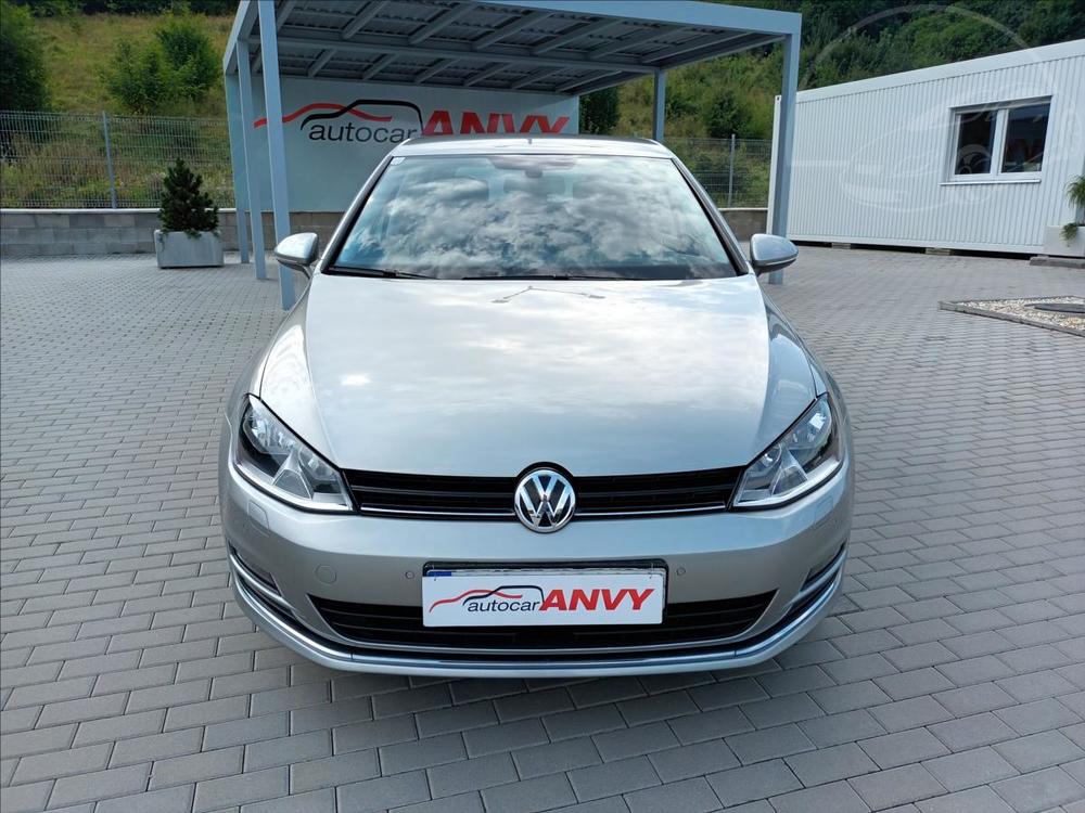 Volkswagen Golf 1,2 TSI,63KW,SERVISKA,KLIMA,