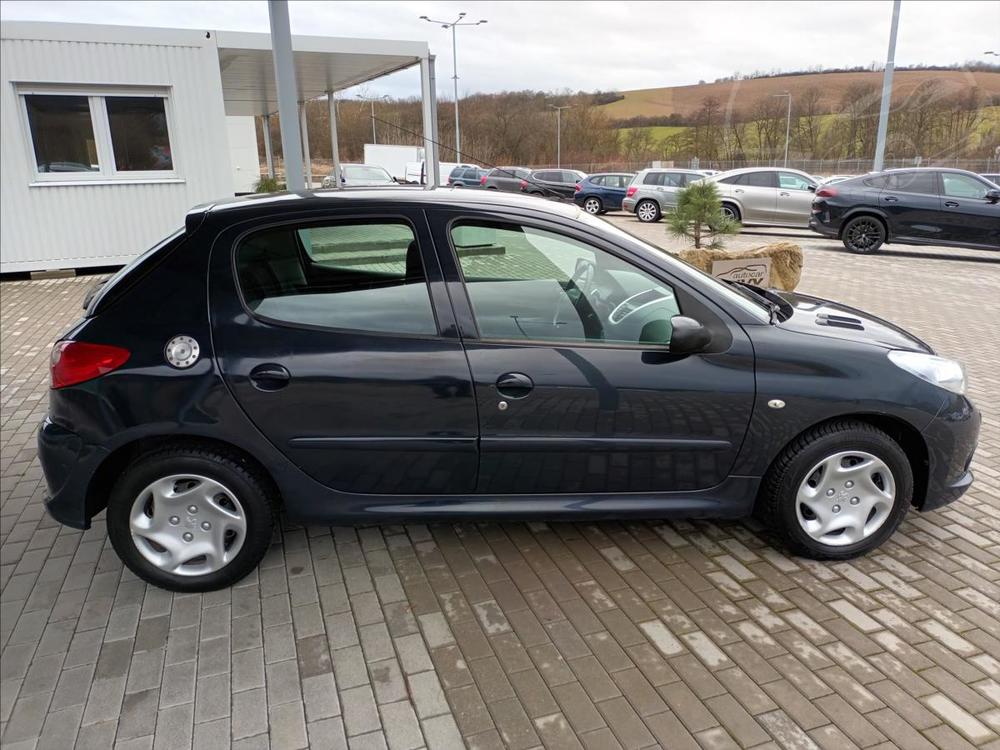 Peugeot 206 1,4 i 55KW,TRENDY,KLIMA