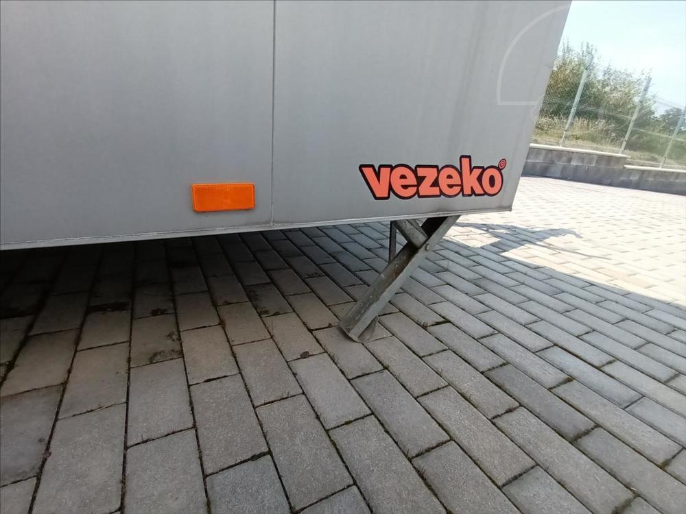 Vezeko  R2B1X FOODTRUCK