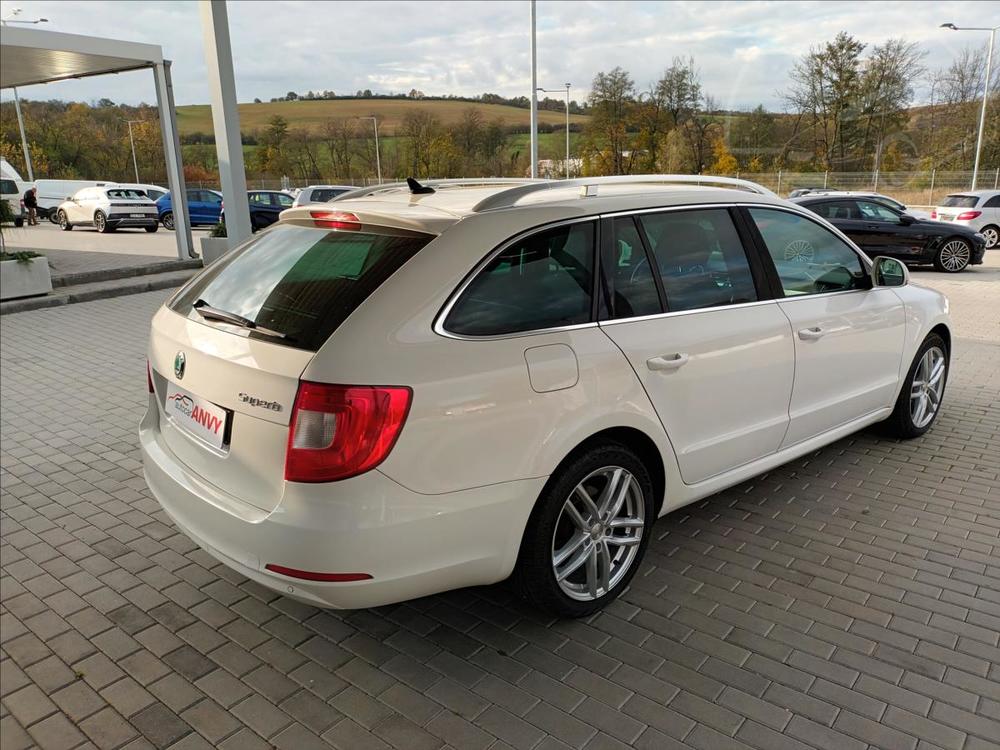 koda Superb 2,0 TDI,103kW,Elegance,ROZVODY