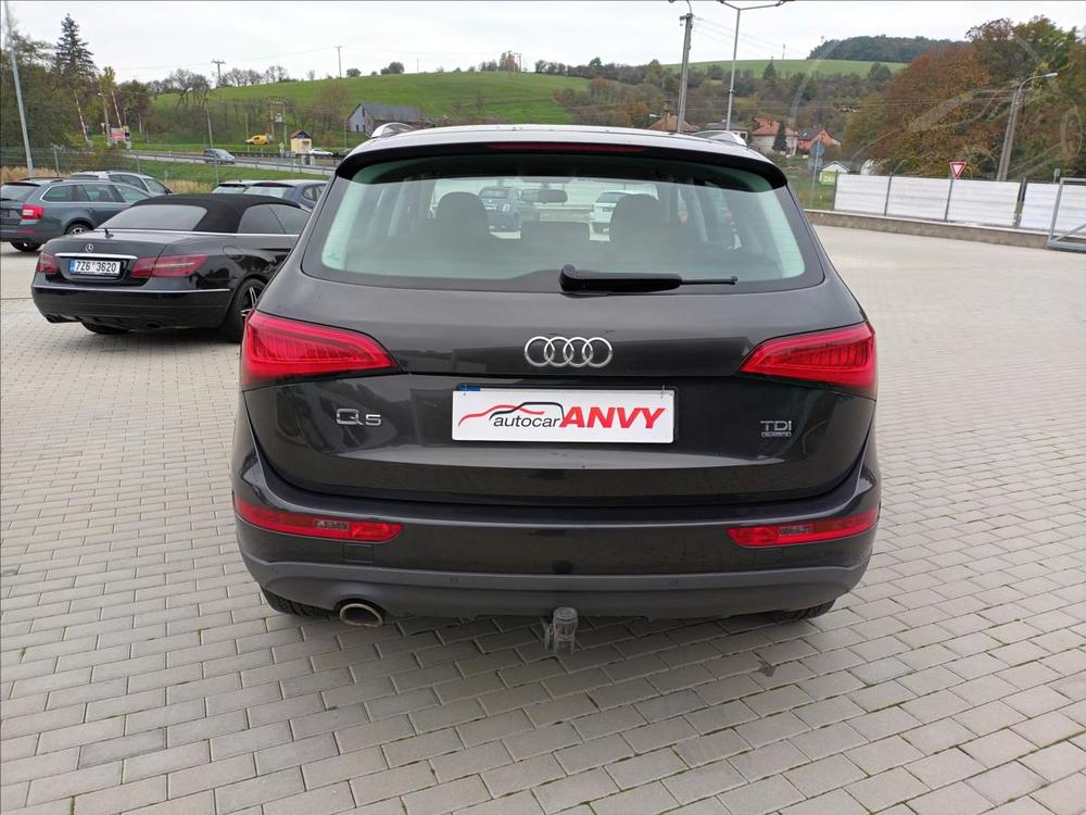 Audi Q5 2,0 TDI quattro,130KW,KَE,TA