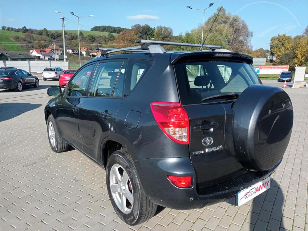 Toyota RAV4 2,0 VVT-i AUTOMAT,R,1MAJ