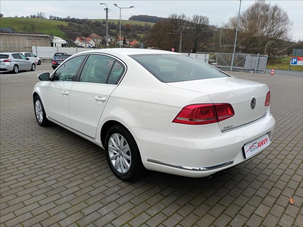 Volkswagen Passat 2,0 TDI 125kW DSG,R,SERVISKA