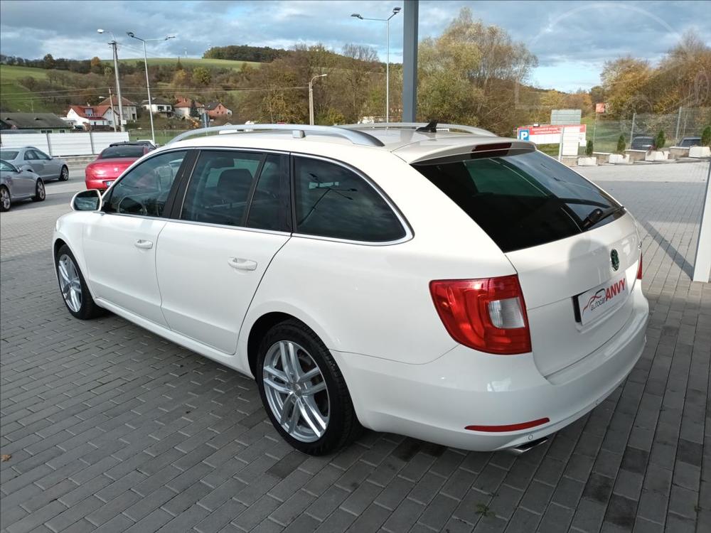 koda Superb 2,0 TDI,103kW,Elegance,ROZVODY