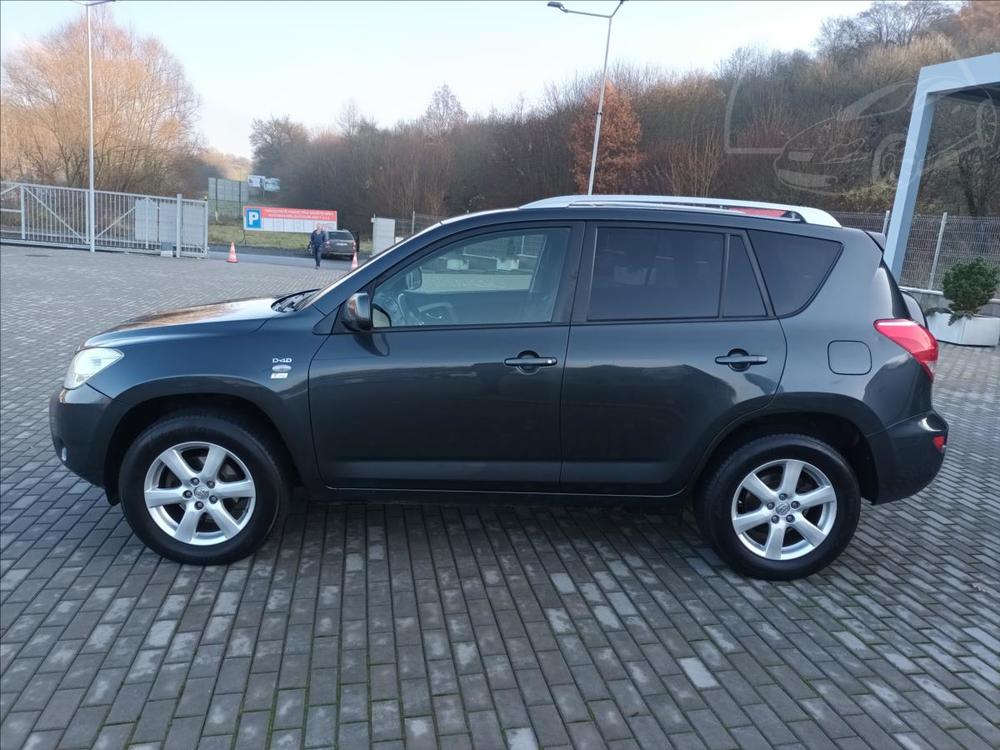 Toyota RAV4 2,2 D-4D,Edition,R,1MAJ,SERVI