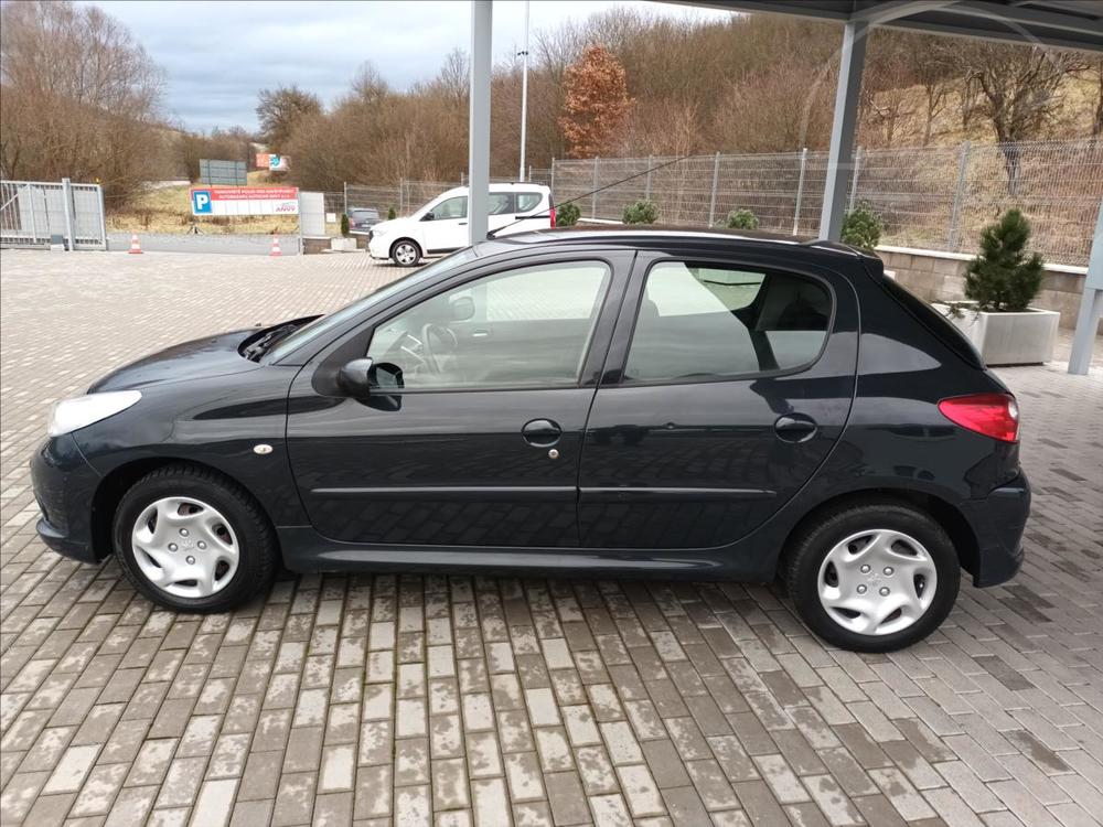 Peugeot 206 1,4 i 55KW,TRENDY,KLIMA