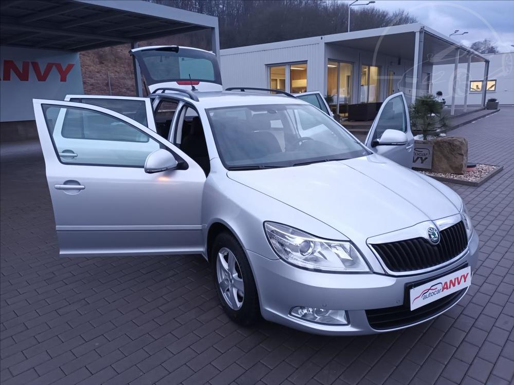 koda Octavia 1,6 TDI,ELEGANCE,TAN,NAVI