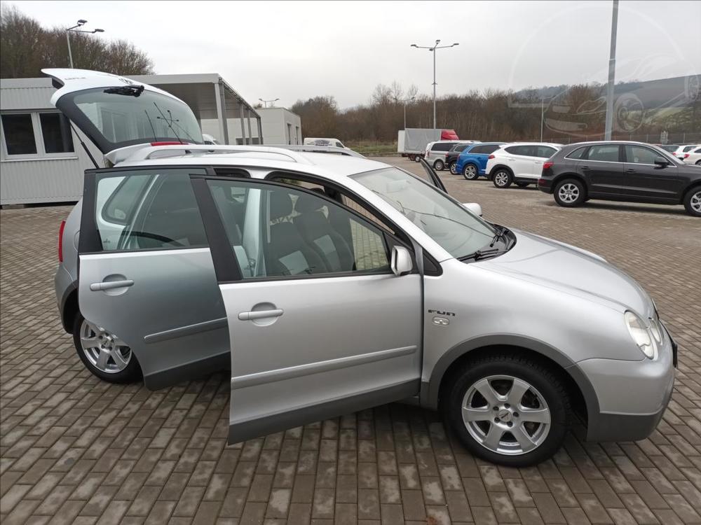 Volkswagen Polo 1,4 16V,FUN-CROSS,KLIMA,SERVIS