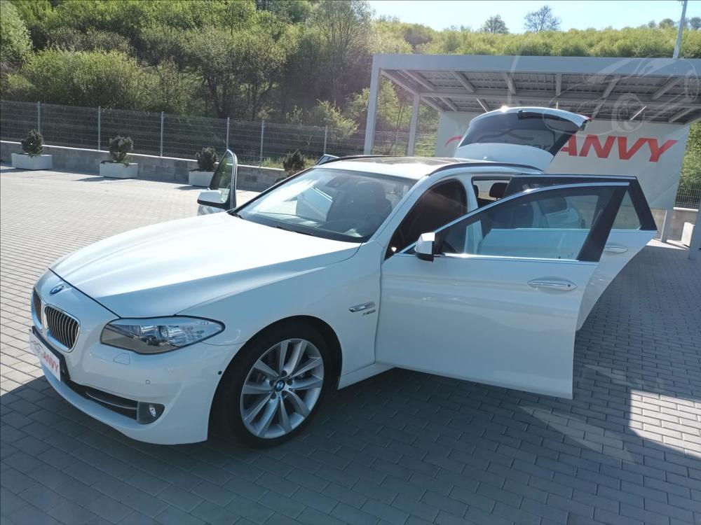 BMW 5 3,0 535d xDrive Touring,KَE