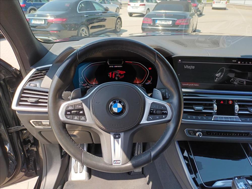 BMW X5 4,4 M50i xDrive AT,PANO,TAN