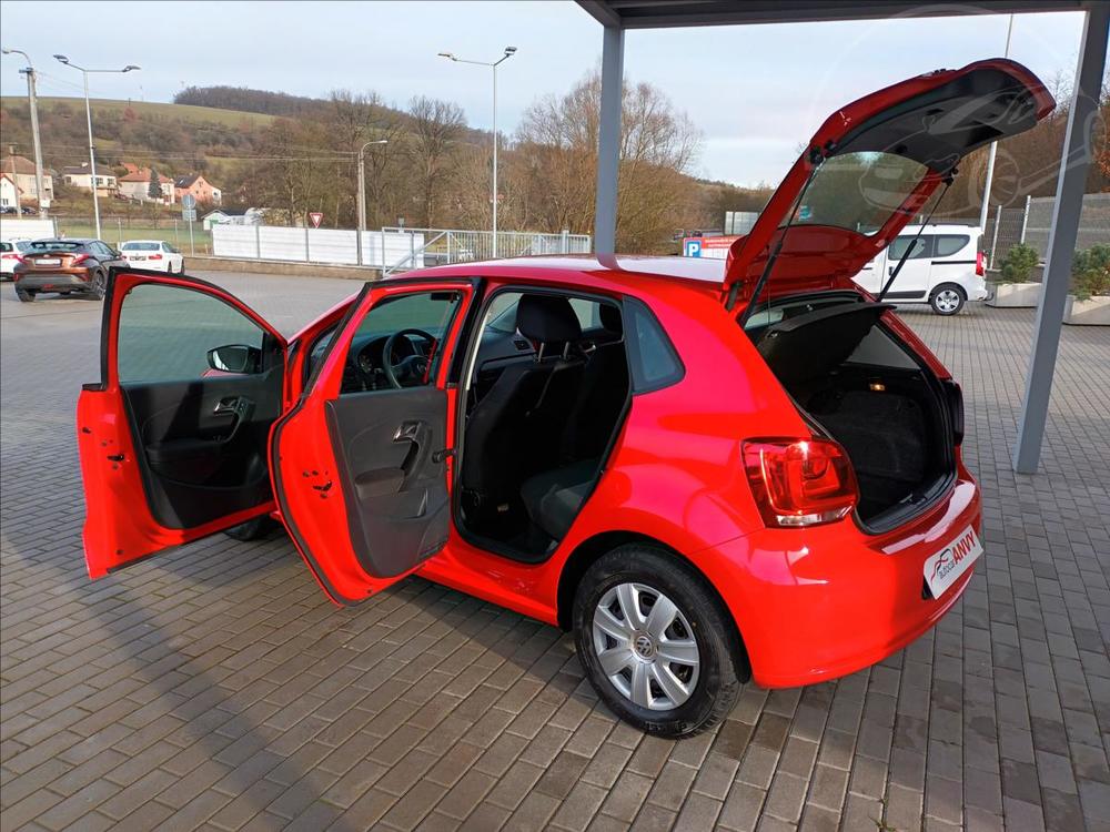 Volkswagen Polo 1,2 HTP,44KW,KLIMA,SERVISKA,ES