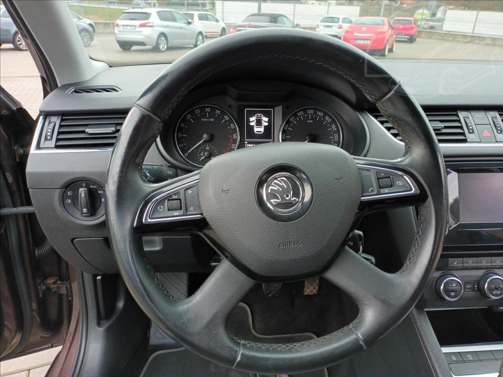 koda Octavia 2,0 TDI 110 kW,SERVISKA,TAN