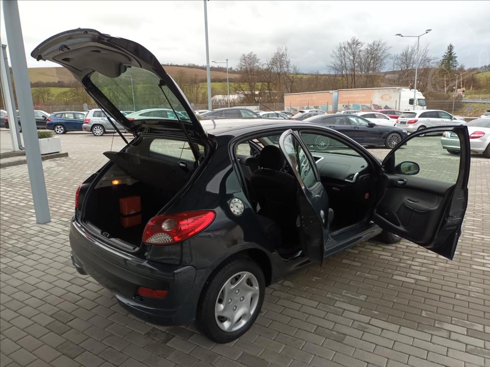 Peugeot 206 1,4 i 55KW,TRENDY,KLIMA