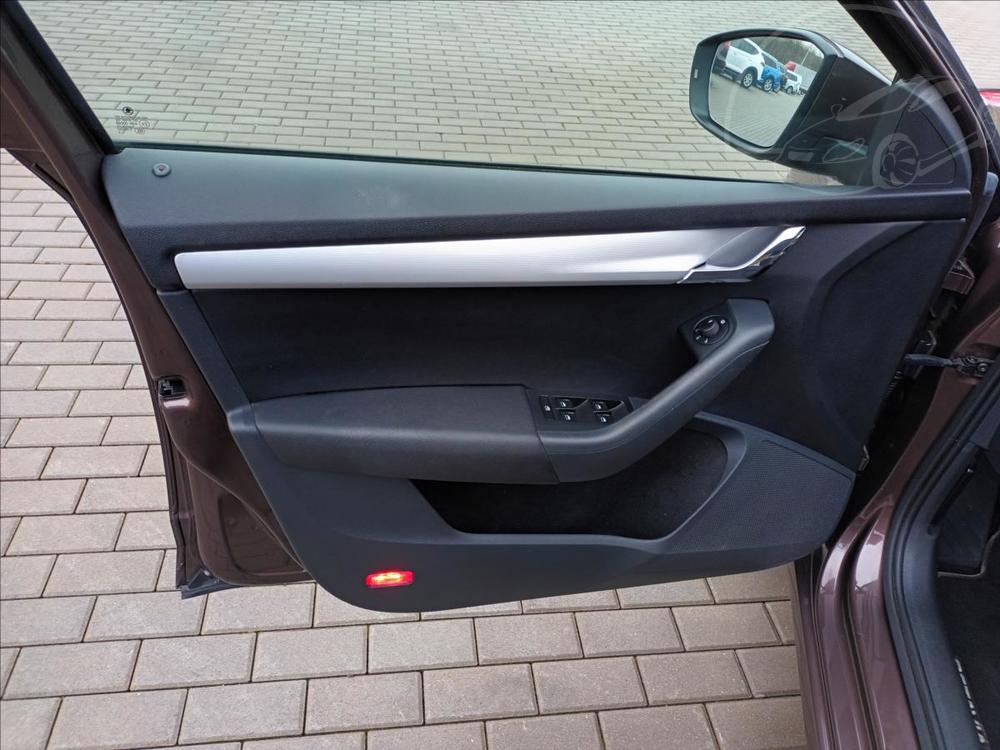 koda Octavia 2,0 TDI 110 kW,SERVISKA,TAN