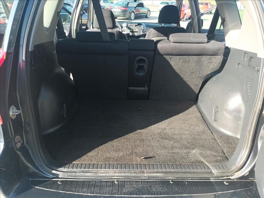 Toyota RAV4 2,0 VVT-i AUTOMAT,R,1MAJ