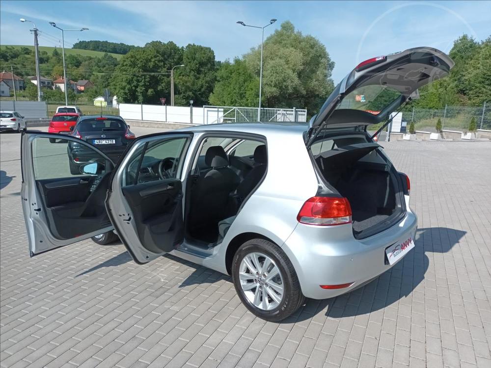 Volkswagen Golf 1,2 TSI,63KW,STYLE,SERVISKA