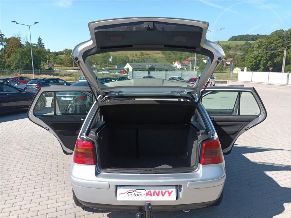 Volkswagen Golf 1,6 16V,77kW,KLIMA,TAN,KAMER