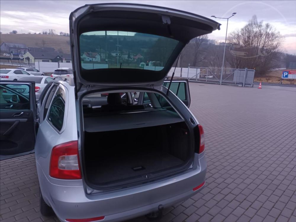 koda Octavia 1,6 TDI,ELEGANCE,TAN,NAVI