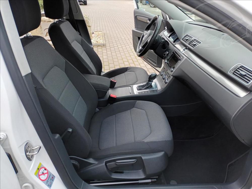 Volkswagen Passat 2,0 TDI 125kW DSG,R,SERVISKA